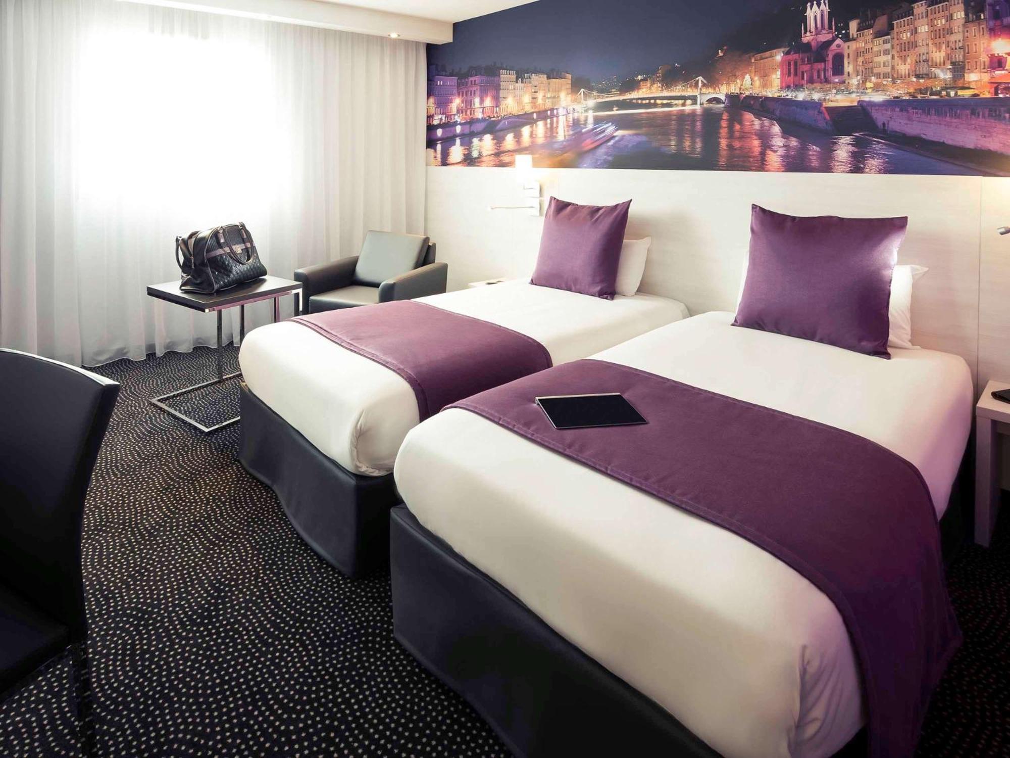 Hotel Mercure Lyon Centre Charpennes Villeurbanne Exterior foto