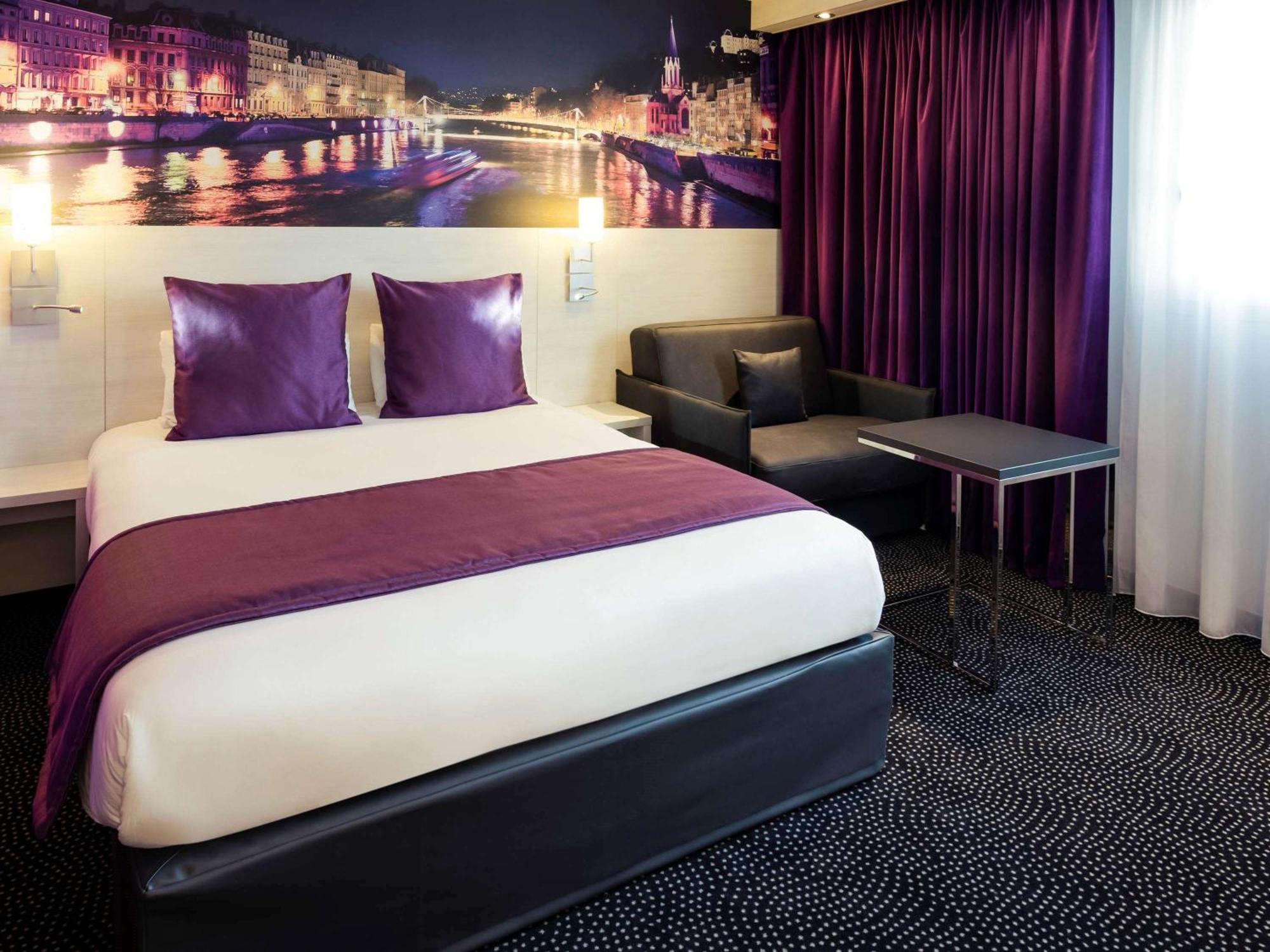 Hotel Mercure Lyon Centre Charpennes Villeurbanne Exterior foto