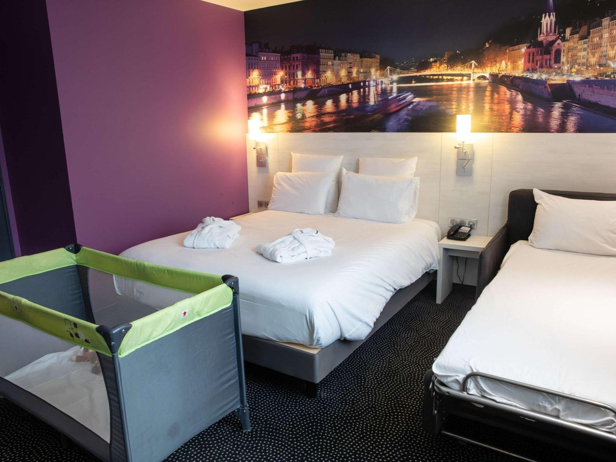 Hotel Mercure Lyon Centre Charpennes Villeurbanne Exterior foto